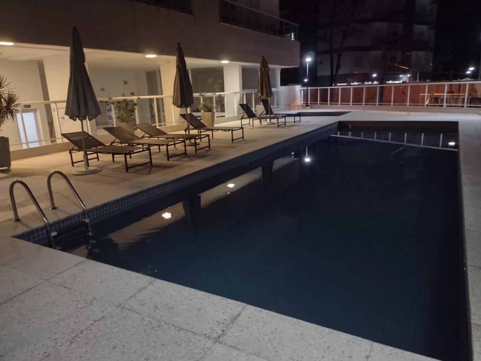 Apartamento Andar Vista O Mar Com Piscina Climatizada *